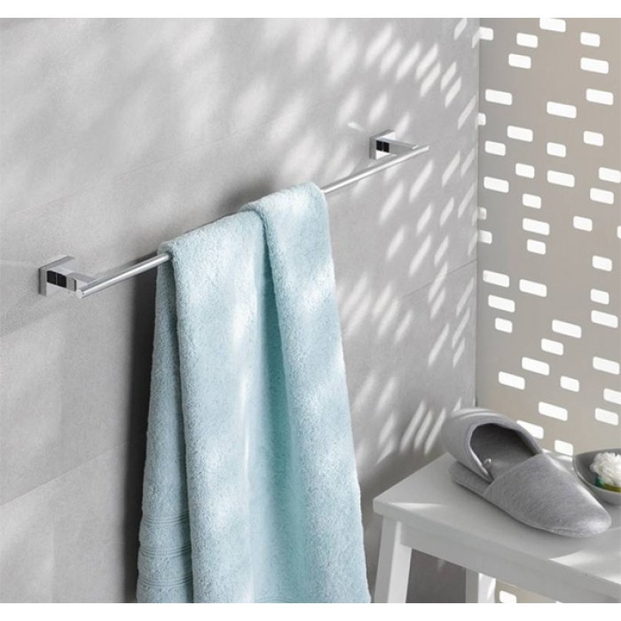 GROHE Essentials Cube 40758001 - Набор аксессуаров для ванной комнаты и туалета (хром)