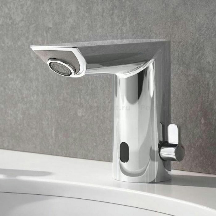 Смеситель для раковины Grohe BauCosmopolitan E 36453000 сенсорный, хром