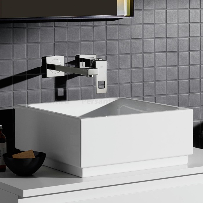 Смеситель для раковины Grohe Eurocube 19895000 хром