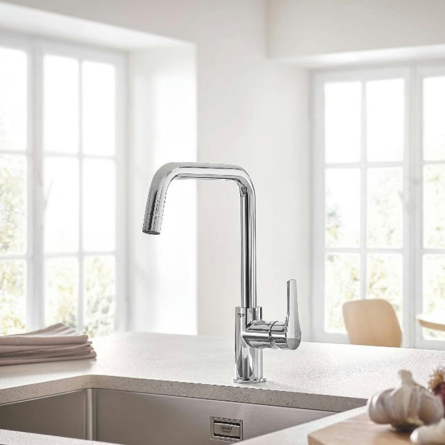 Смеситель для кухни Grohe Eurosmart 2021 30567000