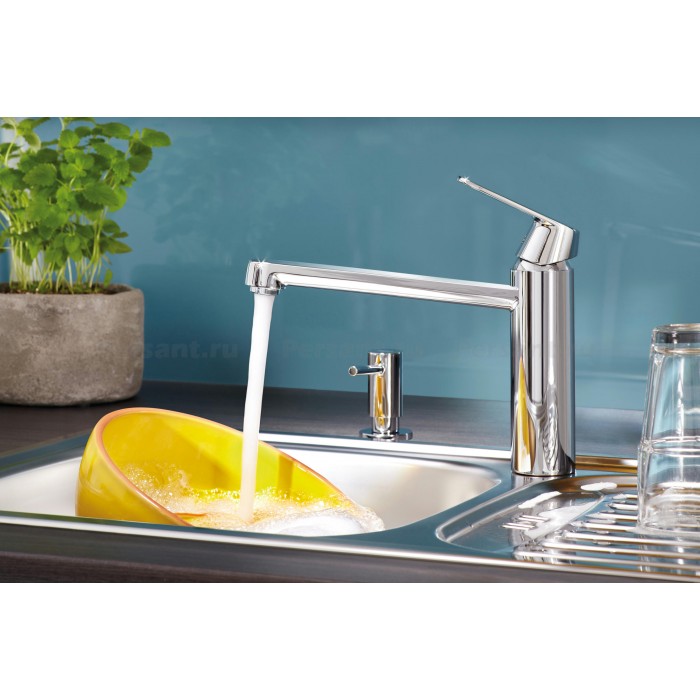 Смеситель для кухни Grohe Eurosmart Cosmopolitan 30193000 хром